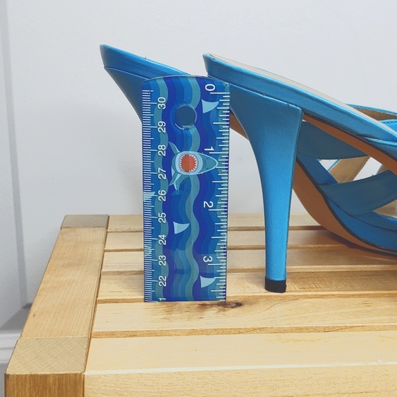 Stuart Weitzman 💙 Turquoise Crostini Danube Kid Leather Sandals, 11M 🆕 - Picture 5 of 12